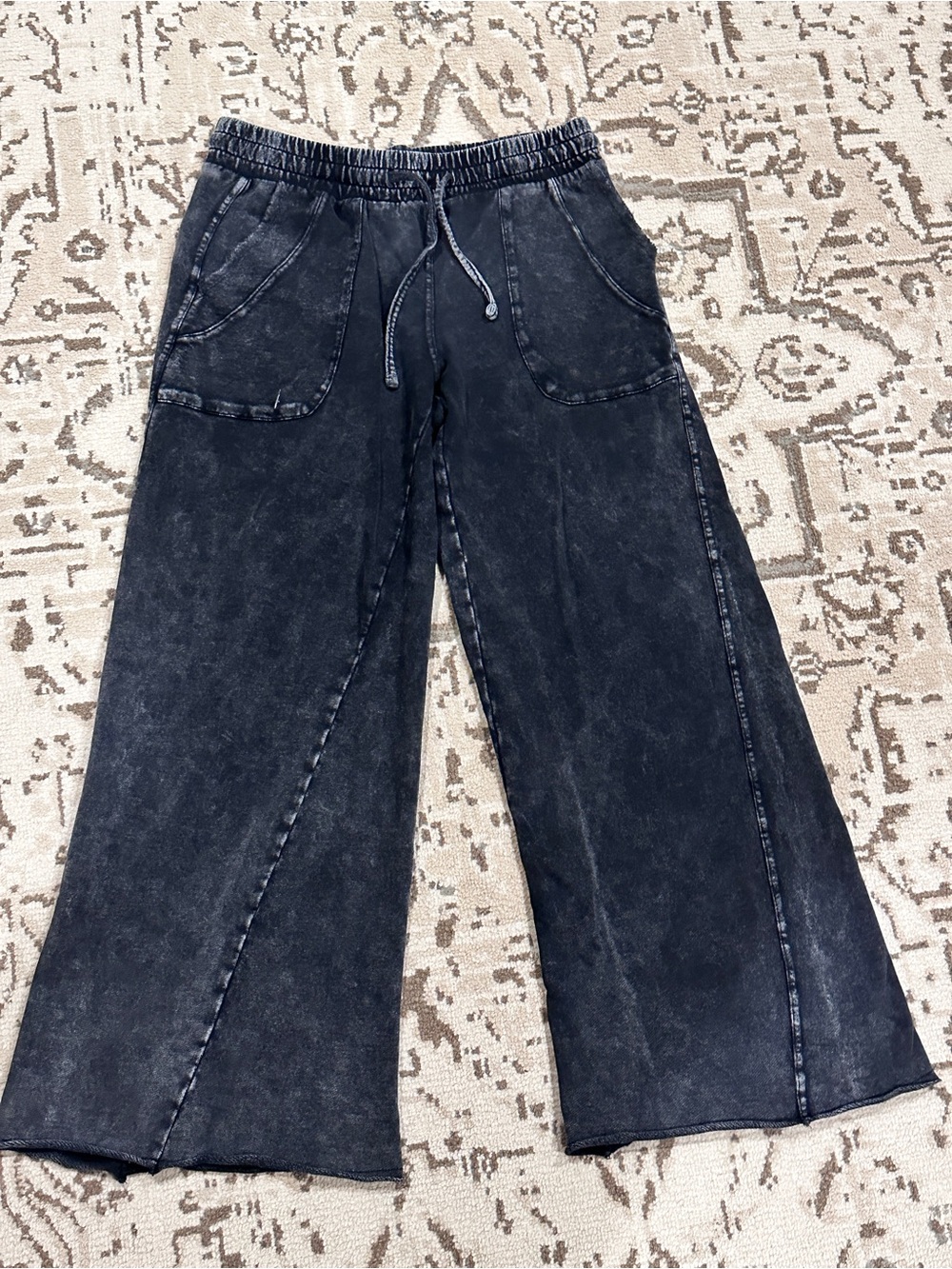 Sunday Washed Black Wide-Leg Kids Sweatpants